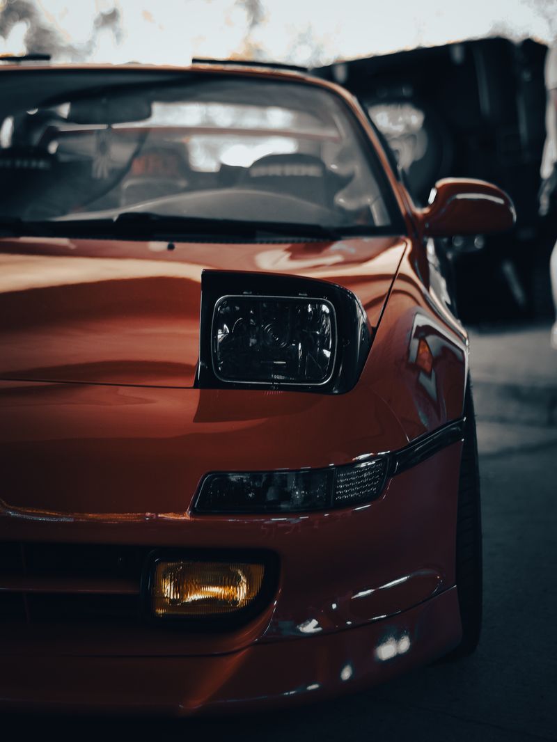 Racing car