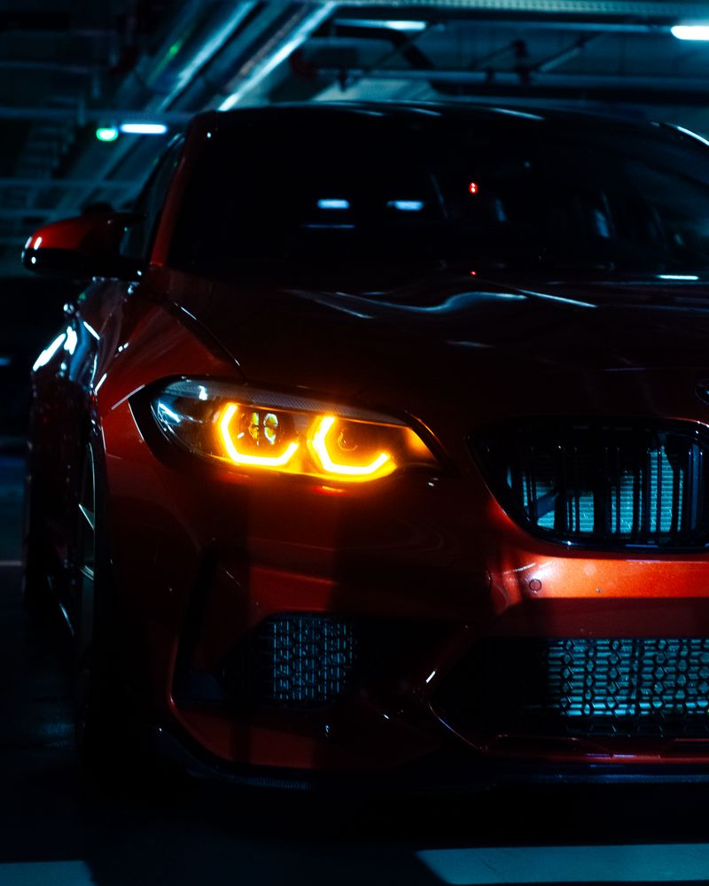 Racing car